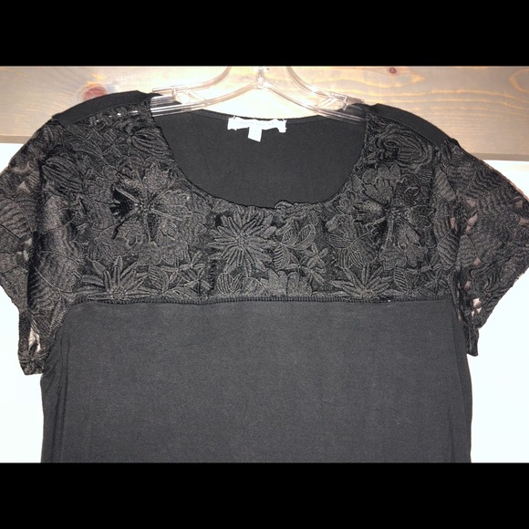 Rose and Olive black tee - Picture 3 of 3